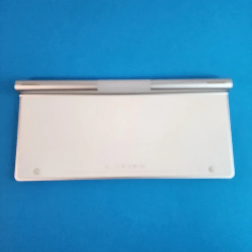 Apple A1314 Wireless Keyboard - MC184LL/B